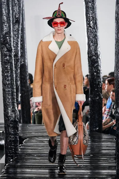 Look 23